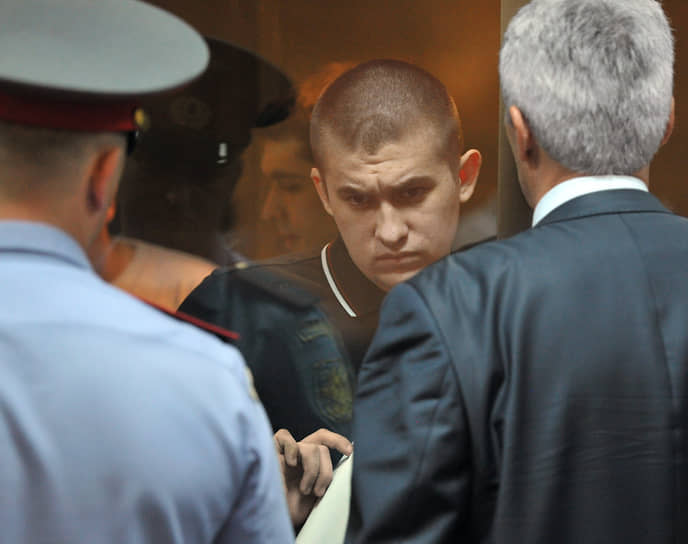 Алексей Полихович (родился в 1990 году). Задержан 26 июля 2012 года. По данным следствия, вырывал задержанных у сотрудников полиции и применял насилие. 24 февраля 2014 года был приговорен к лишению свободы в колонии общего режима на 3 года и 6 месяцев. 19 октября 2015 года суд удовлетворил ходатайство Полиховича об условно-досрочном освобождении. Вышел на свободу 30 октября 2015 года