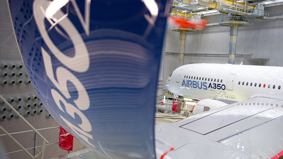 Аббревиатура XWB расшифровывается как Extra Wide Body &mdash; дополнительно расширенный фюзеляж 