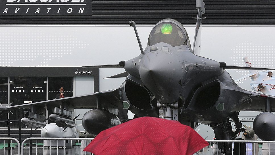 Французский многоцелевой истребитель 4-го поколения Dassault Rafale 
