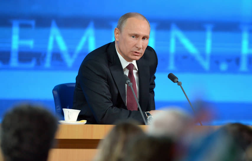 2013 год, декабрь. Президент России Владимир Путин после большой пресс-конференции для журналистов заявил о том, что Михаил Ходорковский (объявлен иноагентом) написал прошение о помиловании, в ближайшее время оно будет подписано. При этом адвокаты Ходорковского (объявлен иноагентом) сообщили, что прошение не подавали