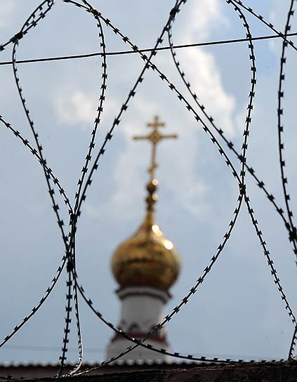 На территории тюрьмы есть храм Святого Николая Чудотворца 