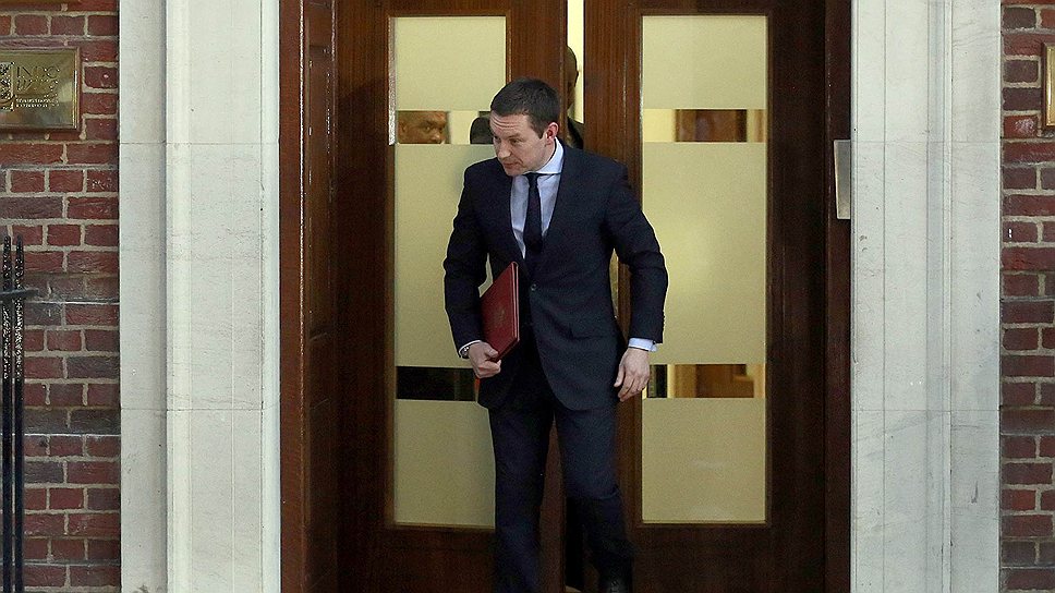 Пресс-секретарь Кенсингтонского дворца Эд Перкинс 