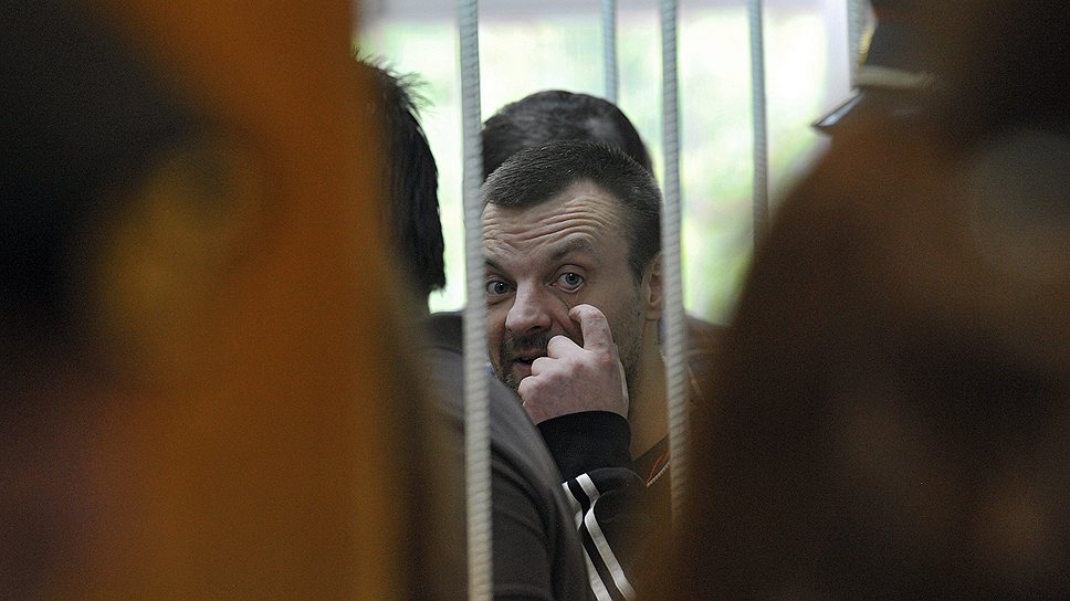 Прения сторон по существу уголовного дела в отношении бывшего сотрудника МВД Максима Каганского, экс-следователя Нелли Дмитриевой и трех обвиняемых в покушении на мошенничество в Хорошевском суде 