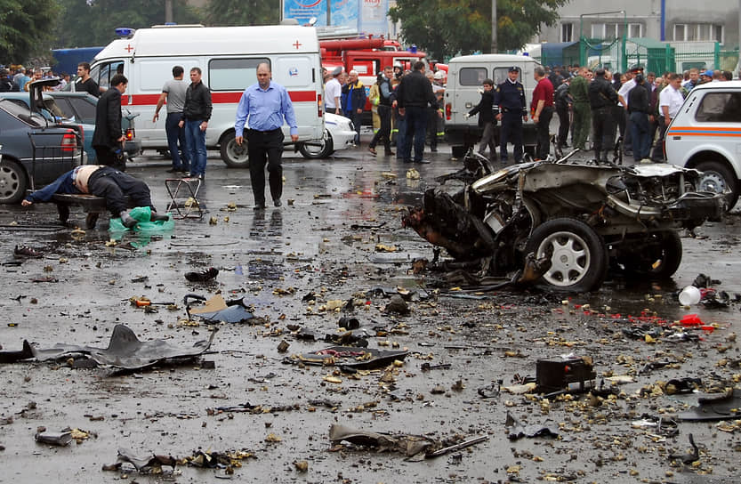 9 сентября 2010 года — взрыв на центральном рынке во Владикавказе. Бомбу мощностью 30 кг в тротиловом эквиваленте вблизи от рынка привел в действие находившийся в легковой машине террорист-смертник. Погибли 17 человек, 158 человек было ранено 