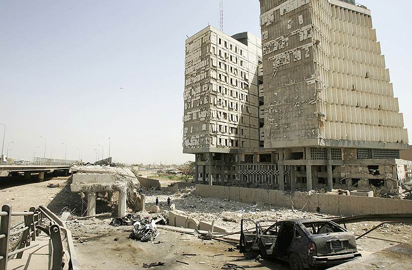 2009 год. В результате серии терактов в Багдаде (Ирак) погиб 101 человек, пострадали — 565  