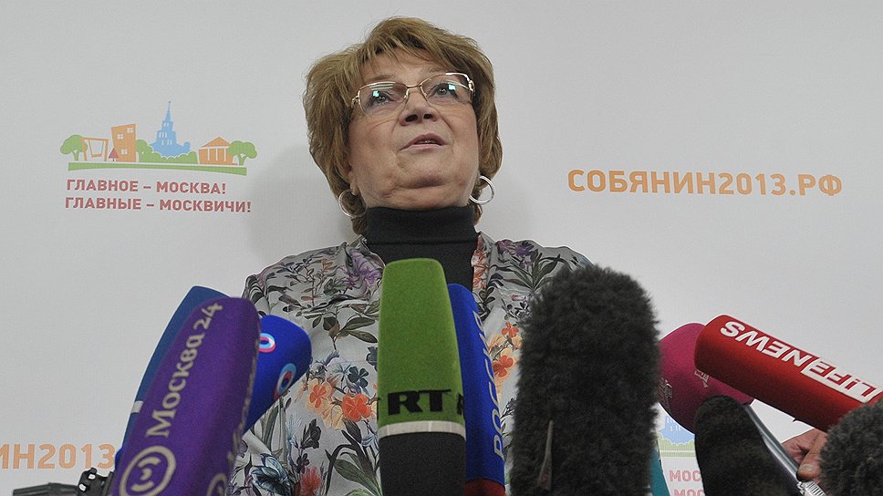 Заместитель председателя Госдумы Людмила Швецова, руководитель избирательного штаба врио мэра Москвы Сергея Собянина в штабе своего кандидата