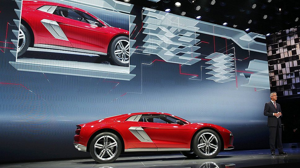 Главый исполнительный директор Audi Руперт Стадлер представил новую Audi Nanuk 
