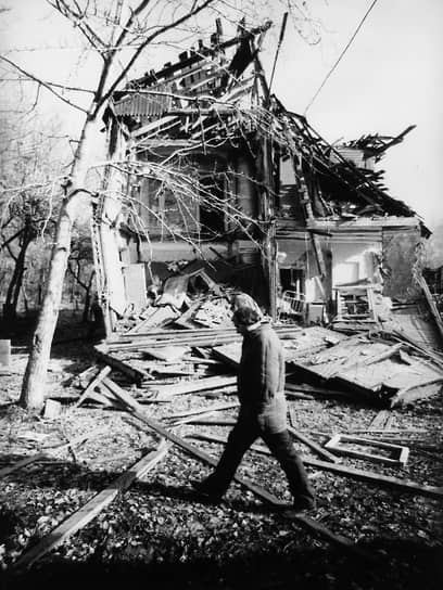 1988 год. Произошел взрыв на станции Свердловск-Сортировочный. Погибли четыре человека и более 500 получили ранения