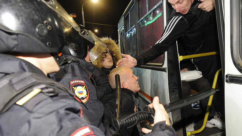Акция «Наш ответ Курбан-Байраму» началась 15 октября у станции метро «Пражская» 
