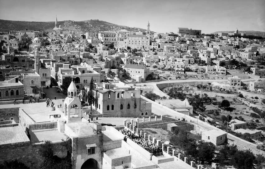 В 1957 году в Кувейте было сформировано Палестинское движение за освобождение (ФАТХ), а в 1964 году при активной поддержке Египта была сформирована Организация Освобождения Палестины (ООП)