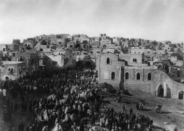 С середины 19 века начало возрастать стратегическое и экономическое значение Палестины, особенно в связи с открытием Суэцкого канала. Из-за этого обострилось соперничество европейских держав за установление влияния в регионе