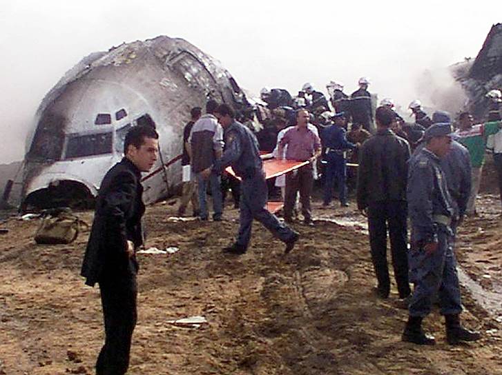 6 марта 2003 года сразу после взлета из аэропорта Таманрассета (Алжир) разбился Boeing 737 компании «Эр Алжери». Из 103 человек, находившихся на борту, уцелел 1 