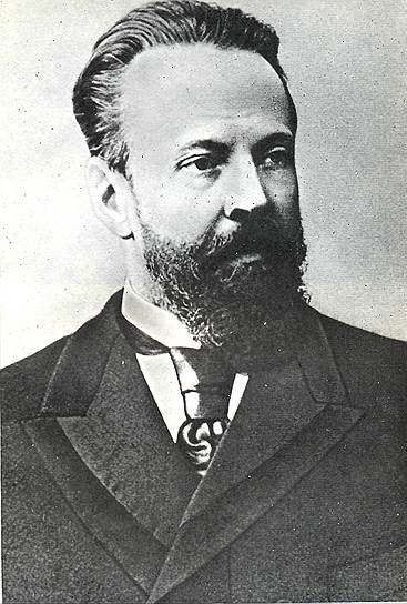 Сергей Витте (1849 - 1915), первый председатель совета министров Российской империи в 1905 - 1906 годах. Упомянут 26 апреля 2005 года «"Государство не столь созидает, сколь восполняет, истинными же созидателями являются все граждане… Не налагать руку на самостоятельность, а развивать ее и всячески помогать ей". Этот совет актуален и по сей день»