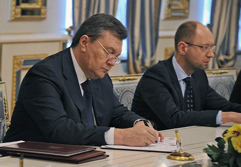 Президент Украины Виктор Янукович, отставки которого требуют протестующие в Киеве, подписал документ об урегулировании кризиса на Украине