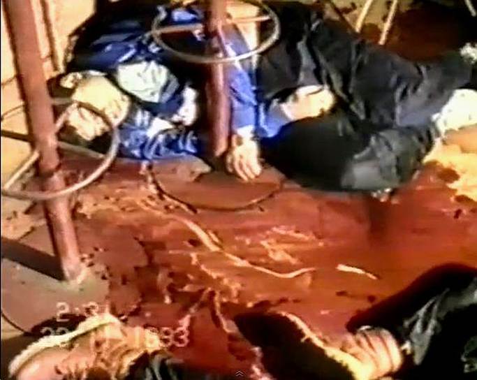 В ночь на 26 ноября 1993 года Слоновская ОПГ организовала одну из самых жестоких бандитских разборок начала 1990-х годов — расстрел в клубе завода «Рязсельмаш» в Рязани. Четверо «слоновских» открыли из автоматов огонь по отдыхавшим там «айрапетовским». Семь человек были убиты, еще десять ранены, самому Айрапетову удалось выжить