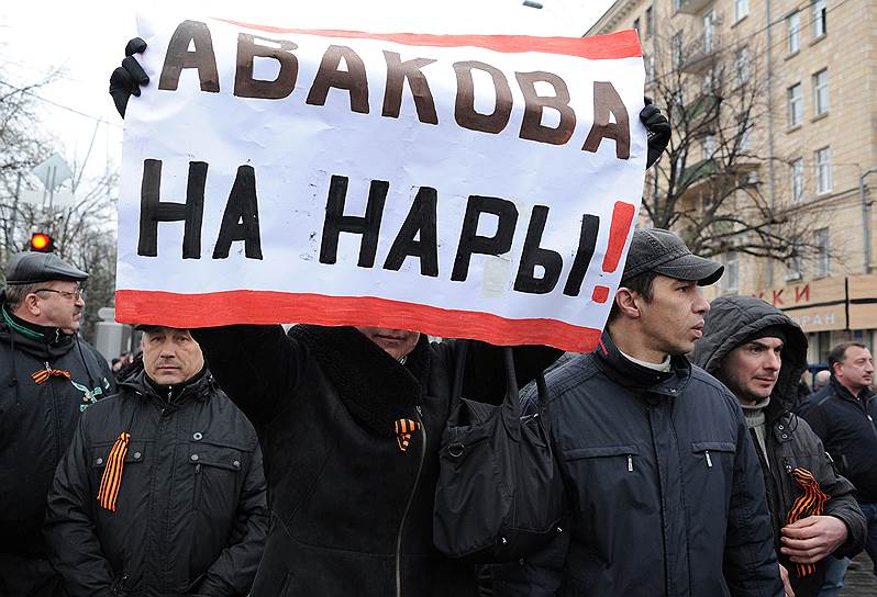 Украинские власти не планируют вводить ни военное, ни чрезвычайное положение на территории страны на время проведения специальной операции на востоке страны, заявил и. о. главы администрации президента Сергей Пашинский На фото ситуация в Харькове