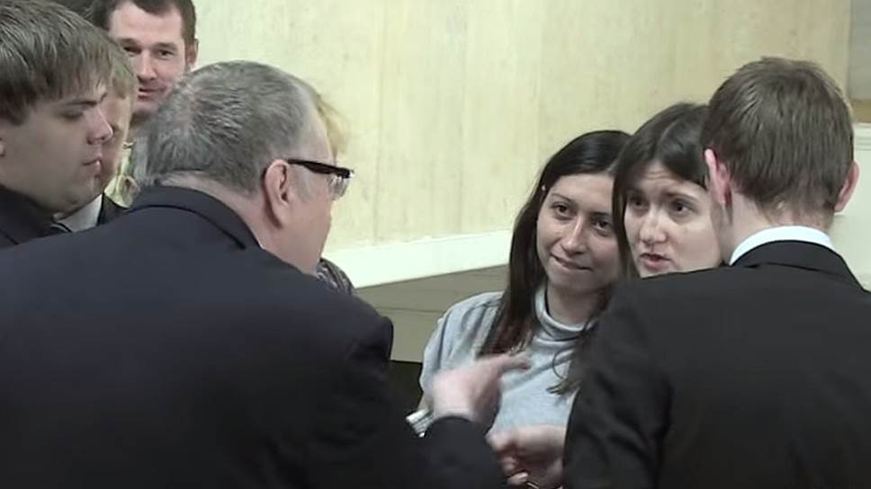19 апреля 2014 года, отвечая на вопрос корреспондента МИА «Россия сегодня» о необходимости РФ ввести ответные санкции в отношении Украины, ограничившей въезд россиян, Владимир Жириновский неожиданно стал оскорблять журналистку. Лидер ЛДПР предложил стоящим рядом с ним депутатам фракции «жестко насиловать» ее под крики господина Жириновского «Христос воскресе». Вступившуюся за коллегу журналистку агентства «Интерфакс» Владимир Жириновский обозвал лесбиянкой. После того как лидеру ЛДПР указали на то, что оскорбленная им журналистка «России сегодня» беременна, депутат потребовал запретить беременным работать, назвав их «больными». Как объяснял замглавы фракции ЛДПР в Госдуме Алексей Диденко, подобное поведение Владимира Жириновского связано с выписанным ему в поликлинике препаратом «Циркадин»