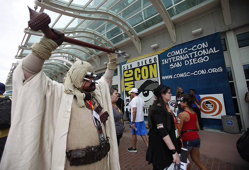 Сан-Диего. Мужчина в костюме таскена на Международной конвенции Comic-Con, 2012 год 