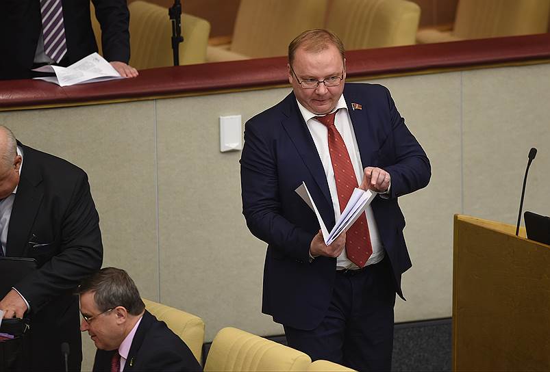 Депутат от КПРФ Николай Паршин 
