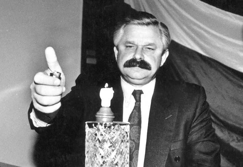 1988 год. Заместитель командующего ВВС 40-й армии Александр Руцкой был сбит пакистанским истребителем в ходе Афганской войны