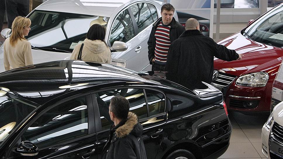 Как авторынок набирает скорость падения 