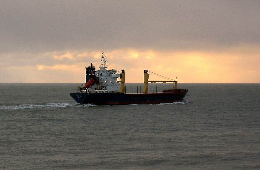 2009 год. Сухогруз «Arctic Sea», захваченный пиратами в Балтийском море, освобожден ВМФ России