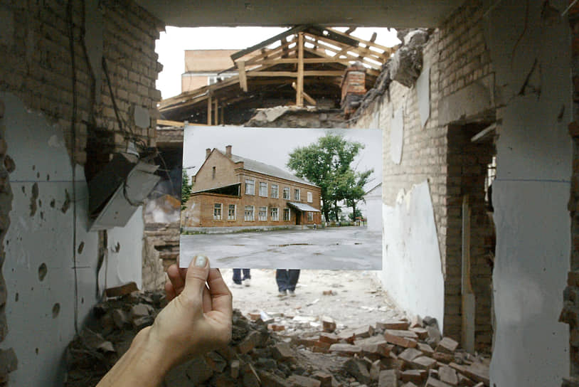 1 сентября 2004 года во время школьной линейки, посвященной началу учебного года, террористы захватили школу №1 в Беслане. В заложниках оказались более 1100 человек — дети, их родители и учителя. Террористы выдвинули требования: освободить арестованных за терроризм в Ингушетии и вывести войска из Чечни 