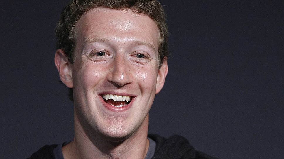 Общее состояние основателя и гендиректора социальной сети Facebook Марка Цукерберга оценивается в $23,4 млрд, $549 млн из которых предприниматель передал в 2010-2012 годах школам Ньюарка (штат Нью-Джерси, США) и благотворительному фонду Silicon Valley Community Foundation. Средства были потрачены на финансирование образовательных программ на территории США 