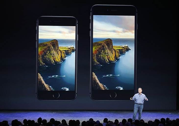 По словам компании Apple, производительность батареи будет намного лучше в новых моделях. 12 часов в Wi-Fi, LTE, 14 часов — в режиме HD видео 