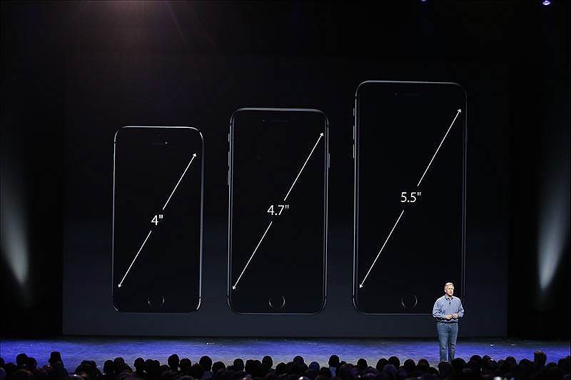 Размеры новых iPhone — 4,7 и 5,5 дюймов, как и ожидалось 