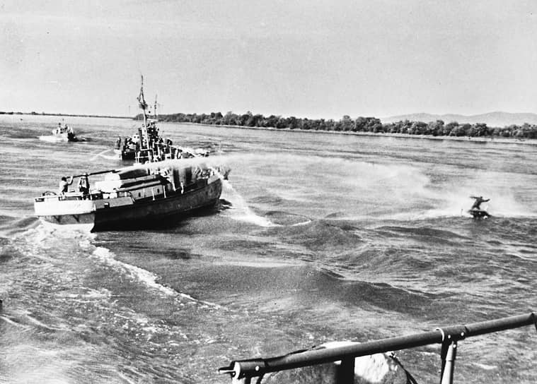 1969 год. На острове Даманском произошло столкновение между советскими пограничниками и китайскими военными. В бою погибли 70 человек 