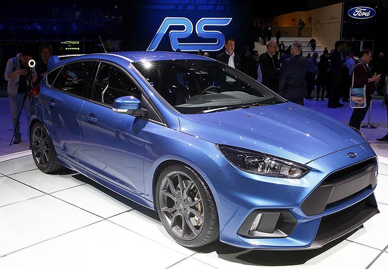 Новый Ford Focus RS получил полный привод, 320-сильный мотор и доработанное по сравнению с предшественником шасси. В режиме Drift машина умеет перекидывать до 70% крутящего момента на задние колеса 