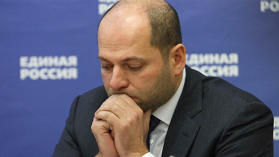 Депутат законодательного собрания Свердловской области Илья Гаффнер  