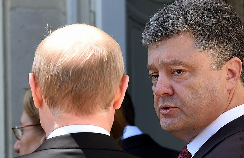 Президент Украины Петр Порошенко: «Крым есть и будет украинским. Точка. Ни с кем не может быть компромисса насчет Крыма»