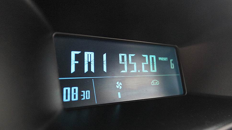 В автомобиле за 830 тыс. руб. навигации или приличной мультимедийной системы не предусмотрено 