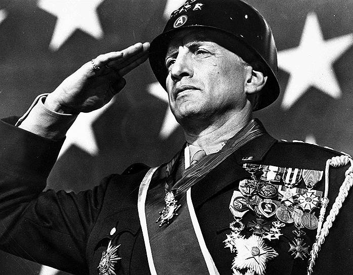 В 1966 года вышла вторая картина Копполы — комедия «Ты теперь большой мальчик». Фильм собрал неплохую кассу, и на режиссера обратил внимание один из столпов Голливуда, студия Warner Brothers, предложившая Копполе снять мюзикл «Радуга Файниана», в котором главную роль сыграл король танца Фред Астер. Следующей картиной стали «Люди дождя» (1969) — камерная драма о поисках счастья людьми, которых принято считать неудачниками. Фильм принес режиссеру премию кинофестиваля в испанском Сан-Себастьяне. Спустя год студия 20th Century Fox предложила Копполе написать сценарий фильма о герое Второй мировой войны американском генерале Паттоне (кадр на фото). Коммерческое чутье режиссера не подвело: одноименная батальная эпопея принесла студии хороший доход, а Копполе — первый «Оскар» за лучший сценарий   
