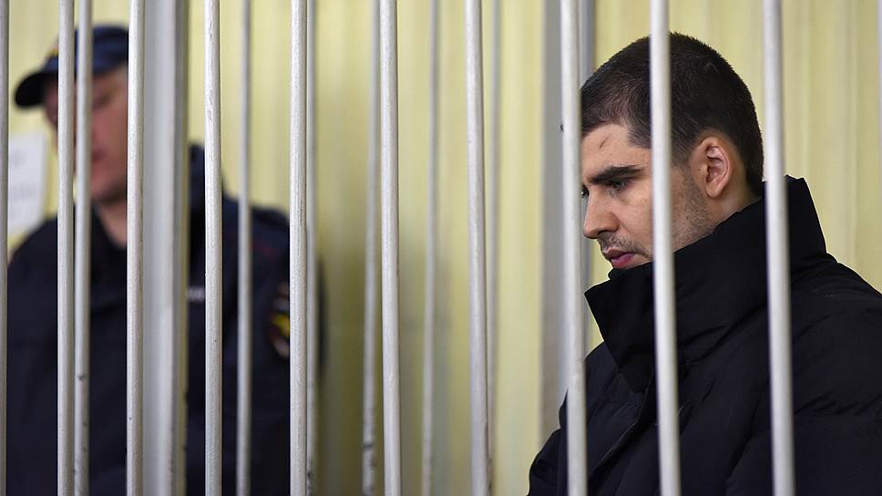 Как проходил суд над Александром Костенко