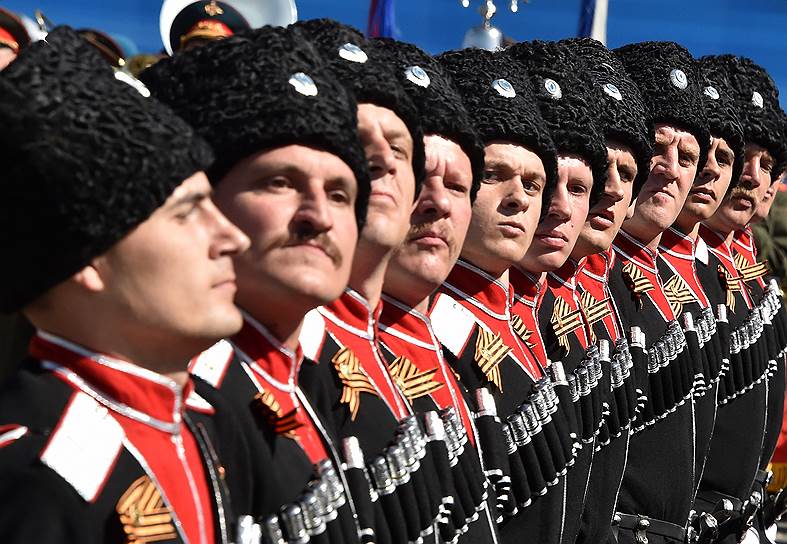 Участники репетиции парада