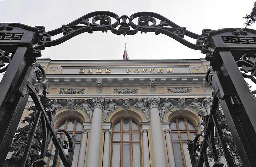 15 июня. Банк России снизил ключевую ставку до 11,5%,. Это уже четвертое снижение ставки за последние пять месяцев, при этом инфляция остается на уровне 15,7% годовых