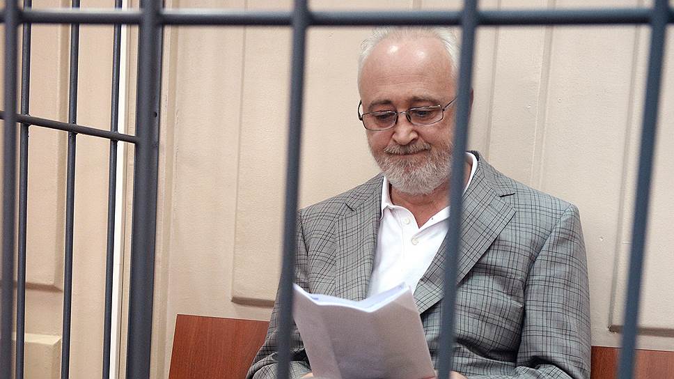В чем обвиняют Леонида Меламеда
