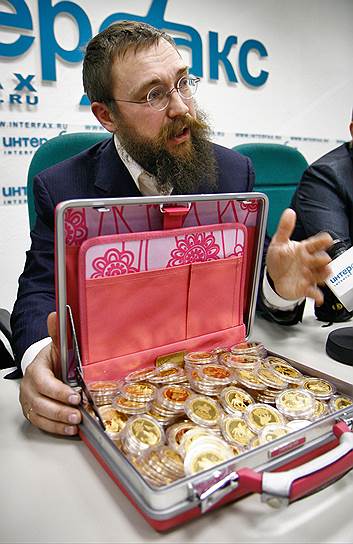 В 2008 году Герман Стерлигов организовал проект «Слобода», предлагающий православным переезжать на поселение в Московскую и Тверскую область. В том же году он создал в Москве Антикризисный расчетно-товарный центр — товарную биржу с бартерными цепочками между участниками. С 2009 года чеканит в Москве и Лондоне жетоны весом в одну тройскую унцию из золота 999 пробы — расчетную единицу «Золотой»