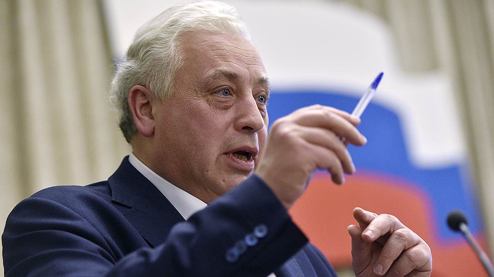 Заместитель мэра Москвы по вопросам соцразвития Леонид Печатников 