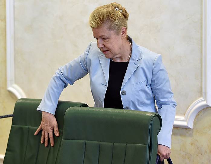 Елена Мизулина 