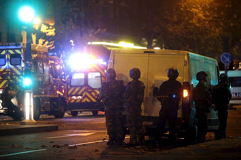 Часть посетителей концерта в Bataclan не успели покинуть здание и оказались в заложниках 