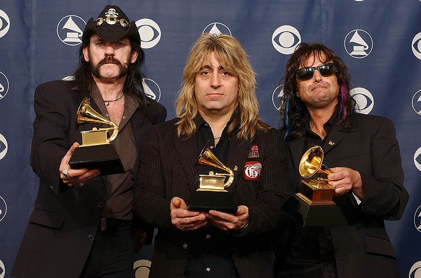 В 2005 году Motorhead получила свой первый «Грэмми» в категории «лучшее исполнение в жанре метал», сделав кавер на песню «Whiplash»  