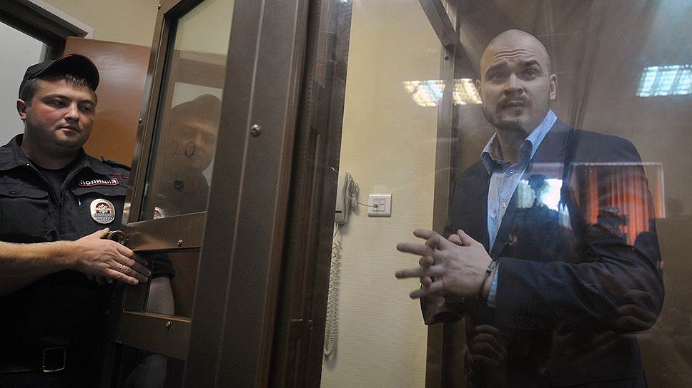 Тесак снова попал под суд