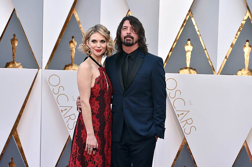 Актриса Джордин Блум и Дэйв Гролл из группы Foo Fighters 