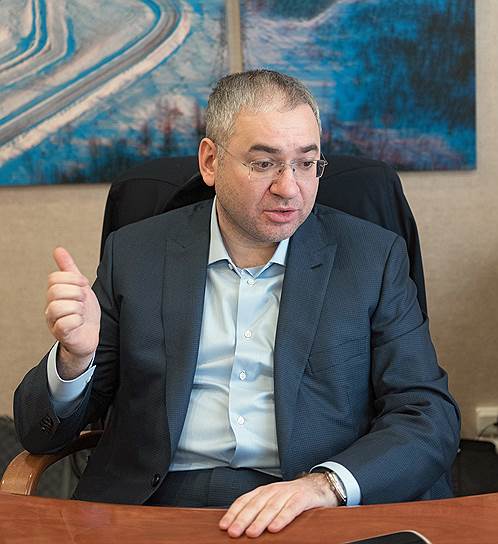 Если у российской компании горизонт планирования — 3–5 лет, у западной — 10–15, то у средней майнинговой китайской компании — от 100 лет