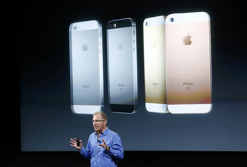 Вице-президент компании Apple Грег Джозвяк 