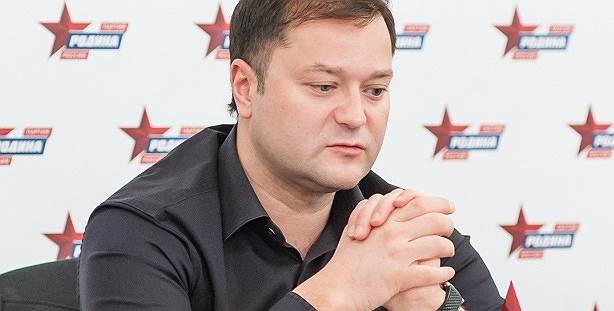 Директор «Института актуальной экономики», сторонник партии «Родина» Никита Исаев